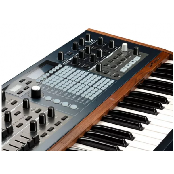 PolyBrute SINTETIZZATORE ANALOGICO POLIFONICO 6 VOCI 61 TASTI