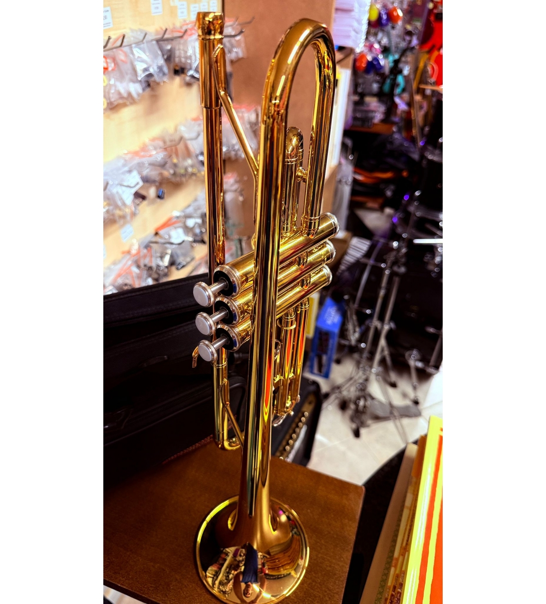 B-STOCK YTR-2330 YAMAHA TROMBA IN SIB LACCATA ORO (disponibile in negozio)