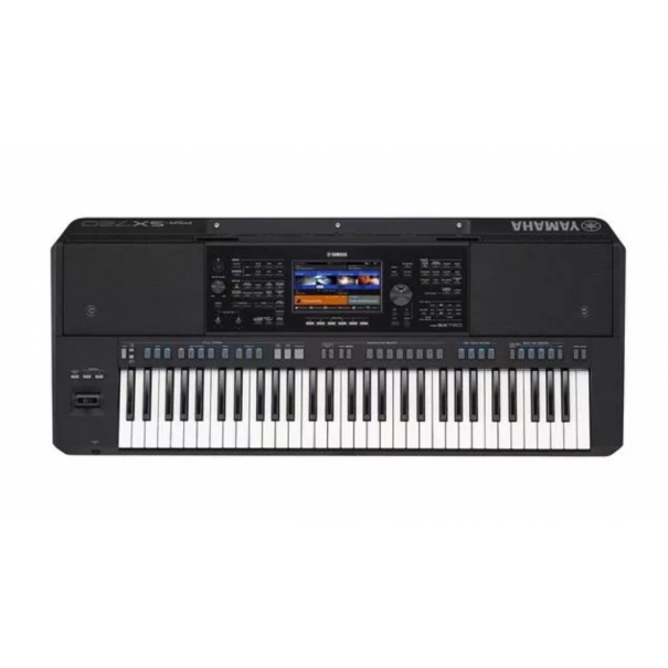 PSR-SX720 questa Workstation Arranger dinamica offre più di 1.300 voci di alta qualità e 450 stili diversi, tutto con le impostazioni One Touch