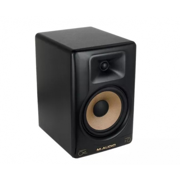 Forty Eighty M-audio è un monitor da studio bi-amplificato da 50W