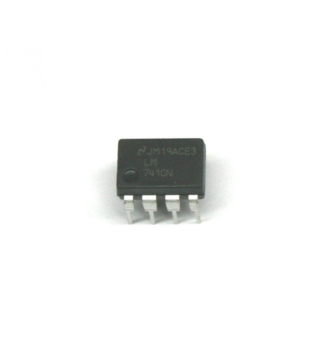 Circuito integrato, amplificatore operazionale 741, DIP a 8 pin