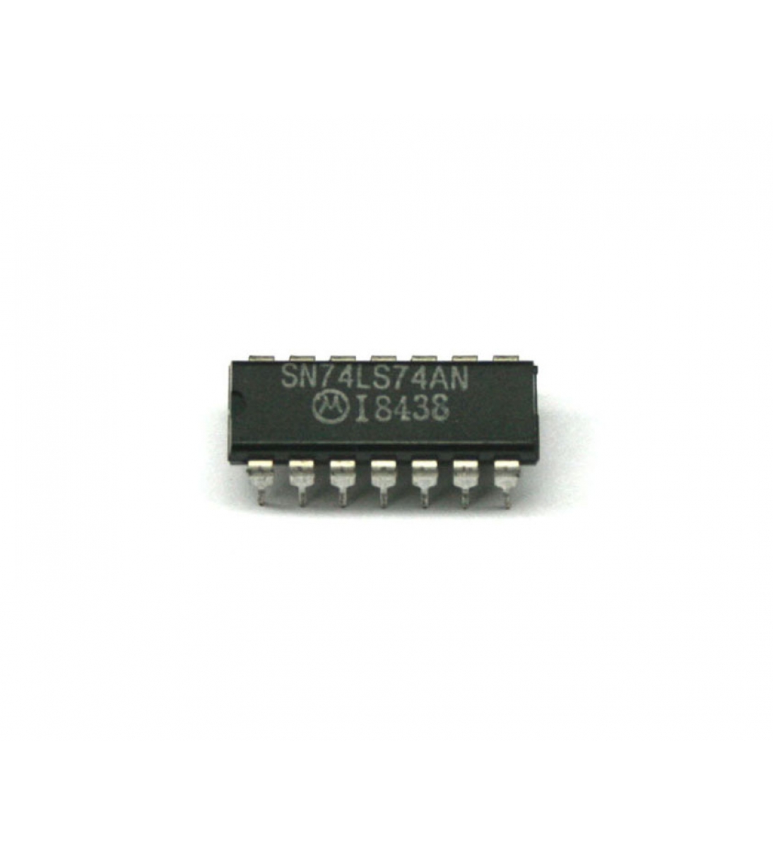 Circuito integrato, flip-flop doppio tipo D 74LS74, DIP a 14 pin