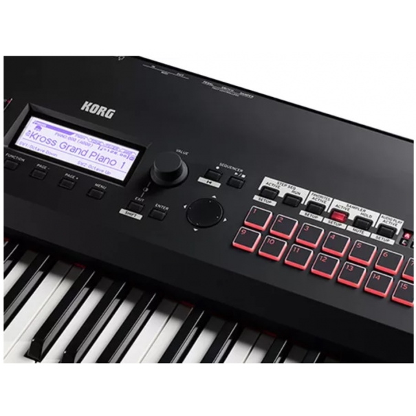 Kross 2 88 MB Synth Workstation "tuttofare" definitiva, caratterizzata da un'ampia tavolozza timbrica, potenza delle prestazioni, tastiera pesata, sequencer e campionamento