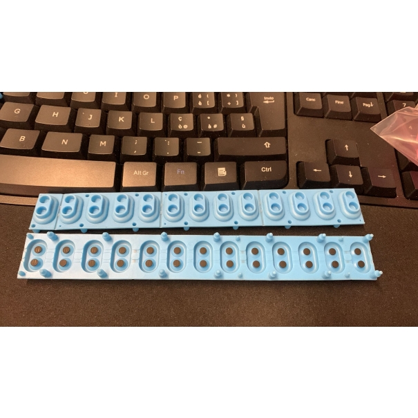 M-Audio Gommini Conduttivi  13 tasti Originali M-Audio per Tastiera Keysation MK3 e Okygen Pro (colore Azzurro) [B027MA104]