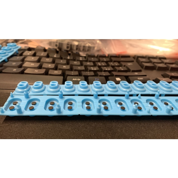 M-Audio Gommini Conduttivi  13 tasti Originali M-Audio per Tastiera Keysation MK3 e Okygen Pro (colore Azzurro) [B027MA104]