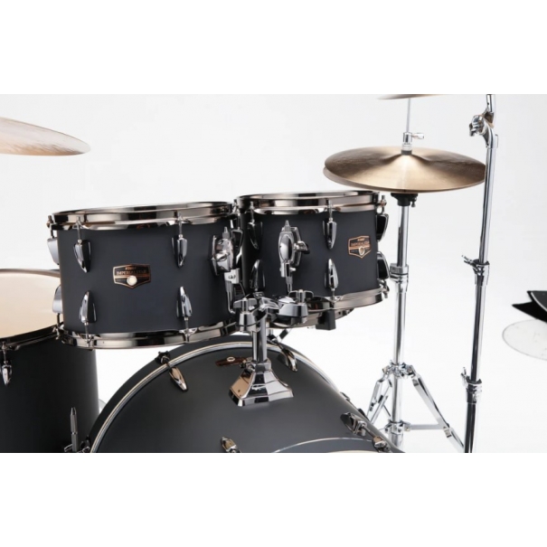 Tama Imperialstar 5pz IP50H6WBN-BOB con Hardware e Meinl HCS