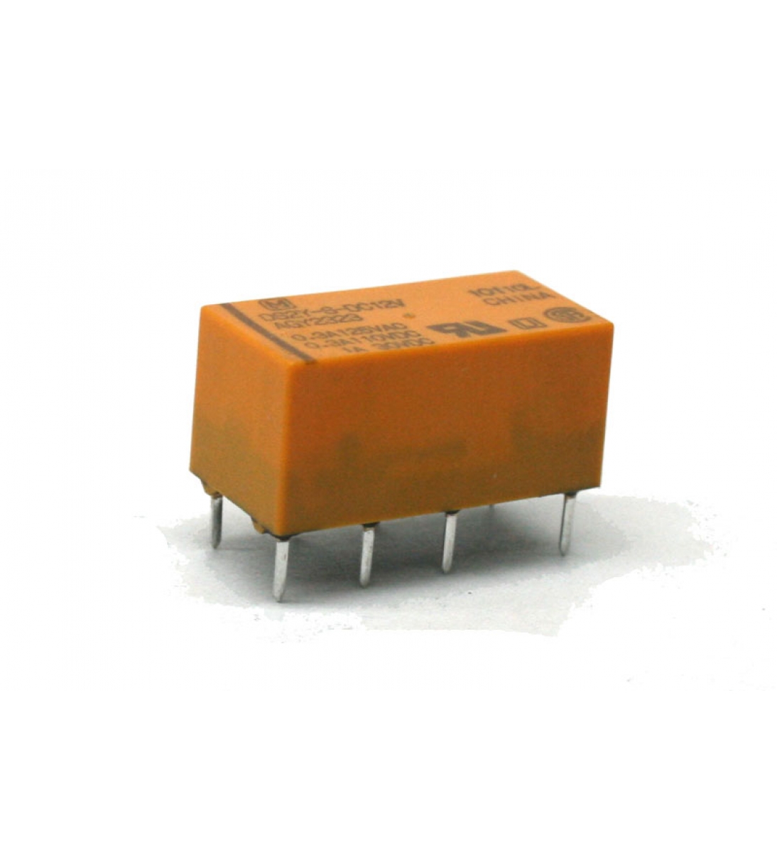 Relè di segnale a 12 volt. Un relè difettoso può causare l'assenza di uscita audio o un audio distorto