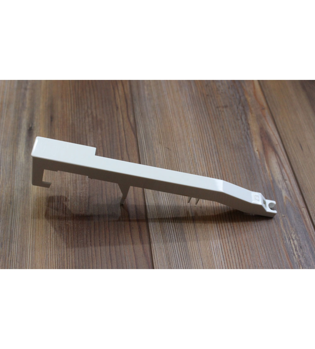 Tasto stile 29U, nota Mi, sostituirà qualsiasi tasto Mi sulla tastiera, ad eccezione del tasto Mi inferiore di una tastiera a 76 note