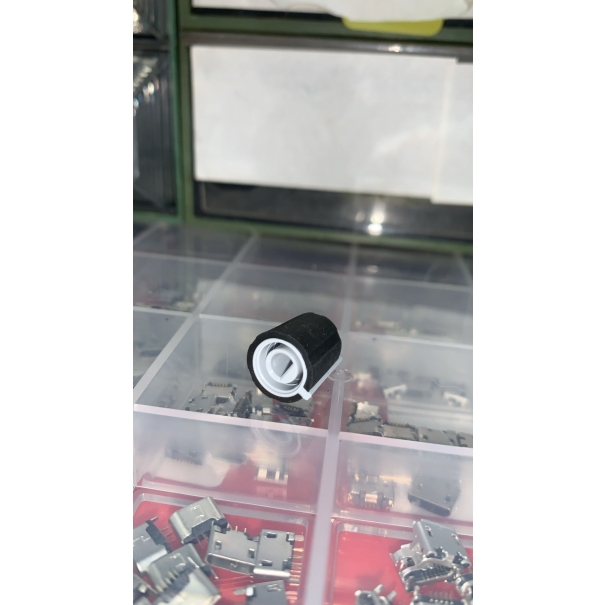 Knob per Tastiera Nord, Knob Nord codice 22900 [B027NO29911]