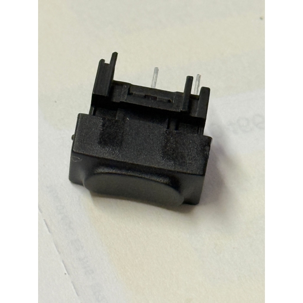 Interruttore a pulsante, con cappuccio nero 22030 o 25277