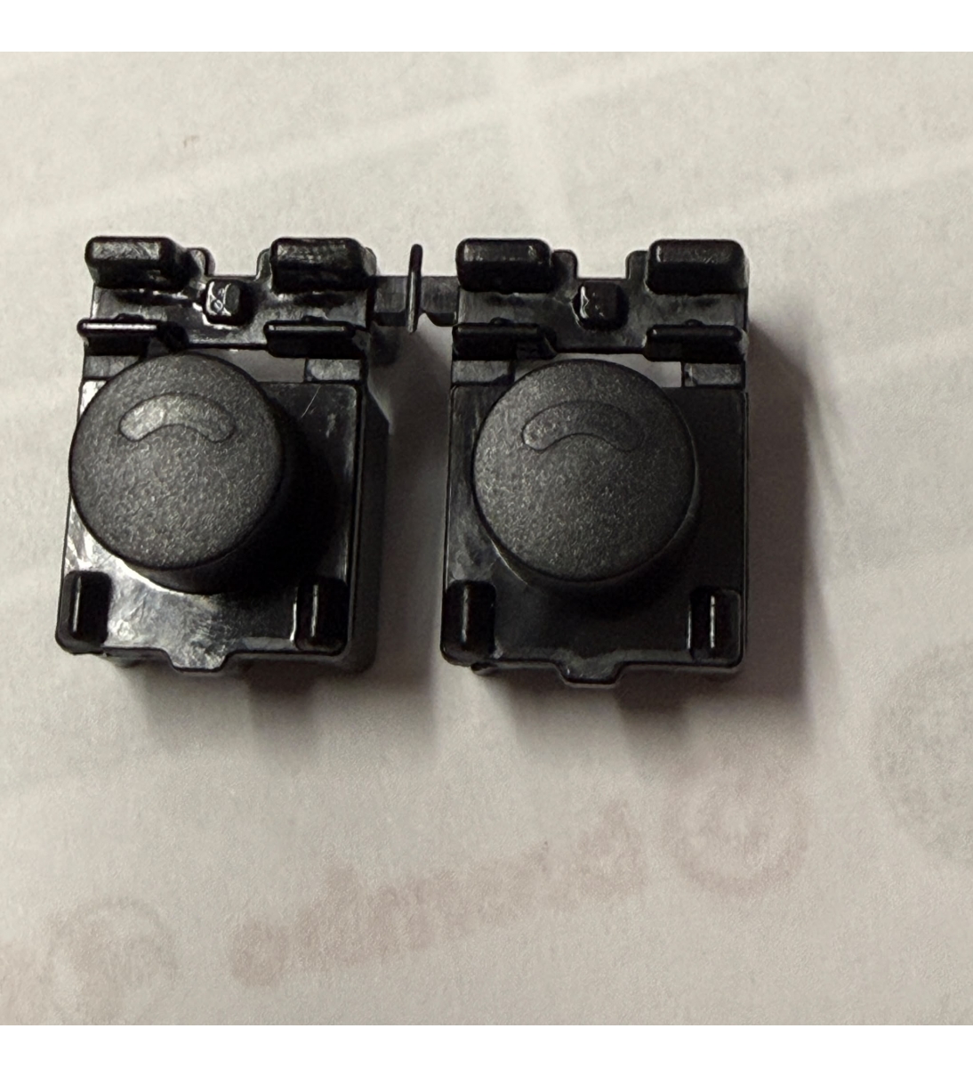 Pulsante a coppia tondo con finestra LED, Korg PLA0010492  (diametro 8,7mm)