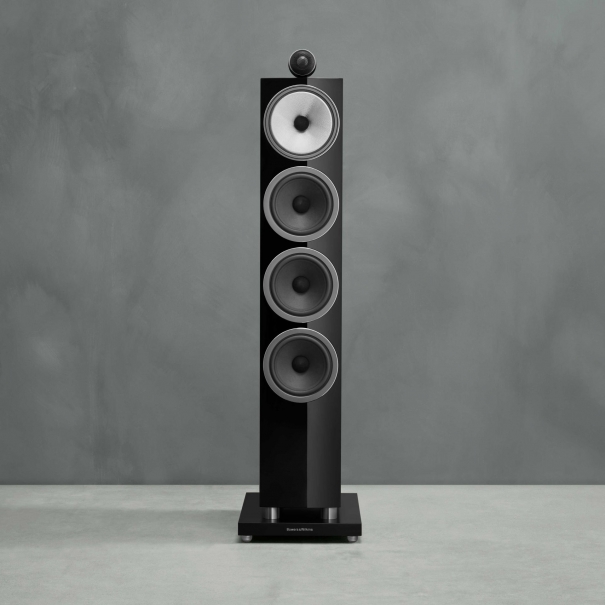 702 S3 FLOORSTANDING SPEAKER