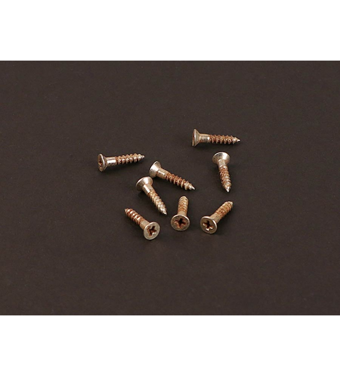 Viti per montaggio pickup, testa piatta, 2.4mm x 13mm, nickel relic, per 2 pickup.