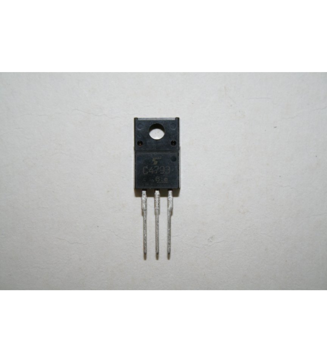 Transistor 2SC4793 NPN, driver stage amplifier per cassa Energy 12EP400PWD e cassa Energy 15EP400PWD