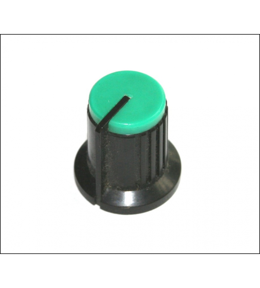 Manopola, faccia verde, Akai